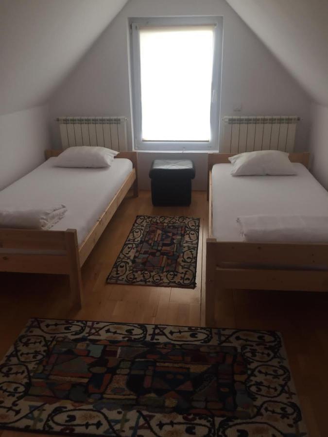 Appartement Casa Flavia à Sancraiu de Mures Extérieur photo